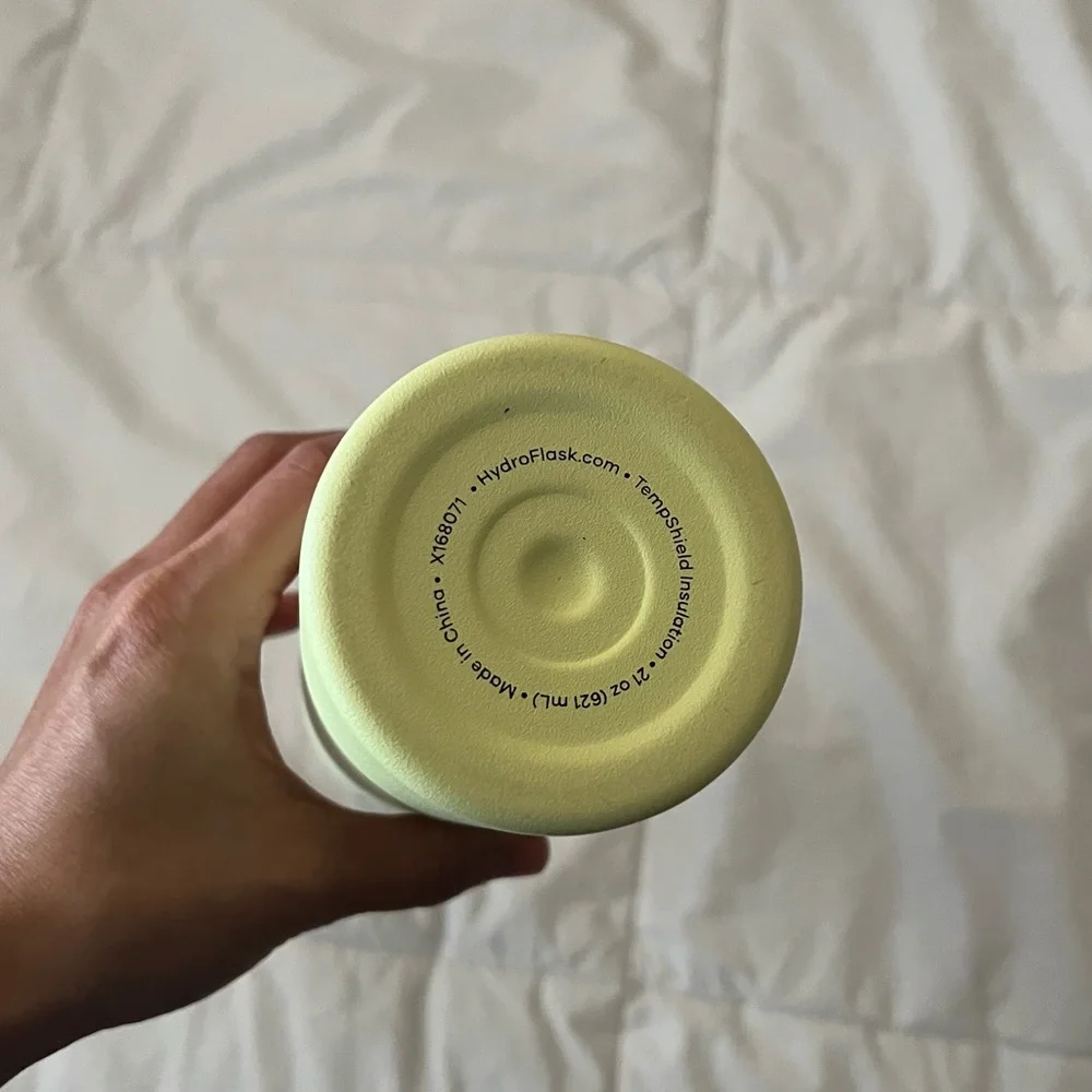 Hydro Flask - Picture 2 of 2